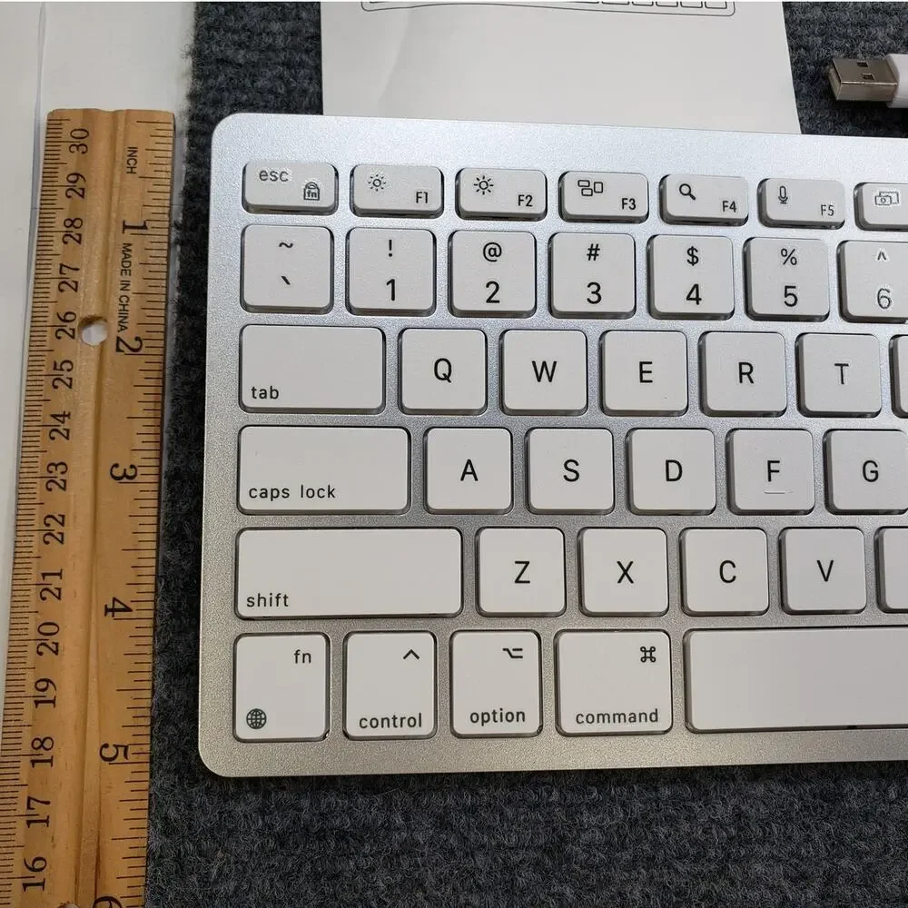 Wired Keyboard. Slim Silver. USBC/USB Connect. KB066-A Omoton. Ergonomic